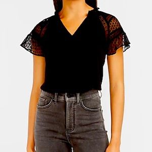 Lace clip dot sleeve top